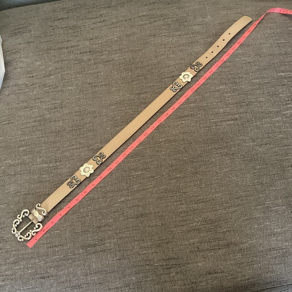 Vintage 90s Streets Ahead large Buckle Statement Belt Conchos leather small - Picture 10 of 12